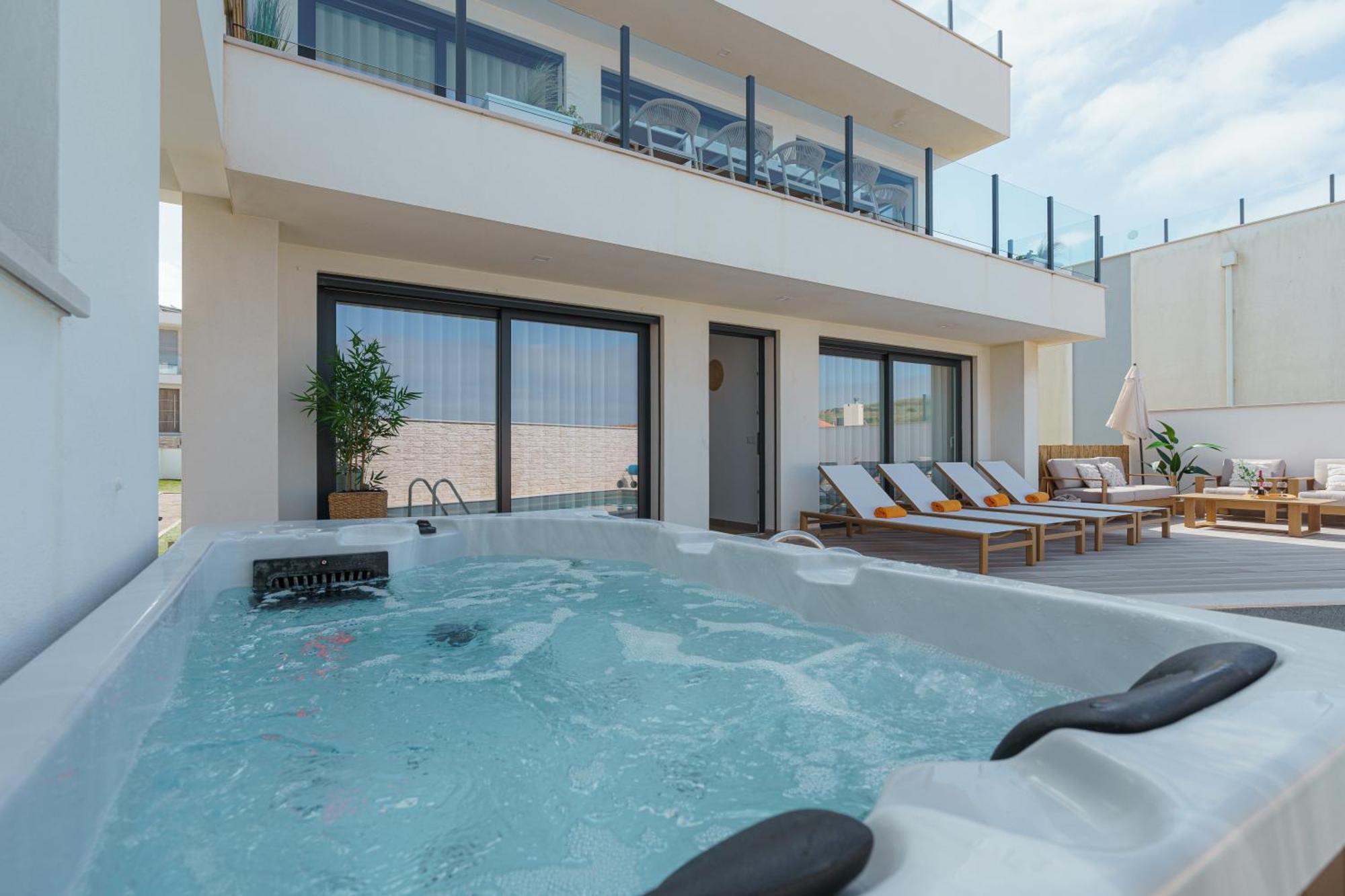 Beach Villa With Ocean View 劳林哈 外观 照片